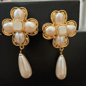 Chanel Gripoix Pearl Earrings